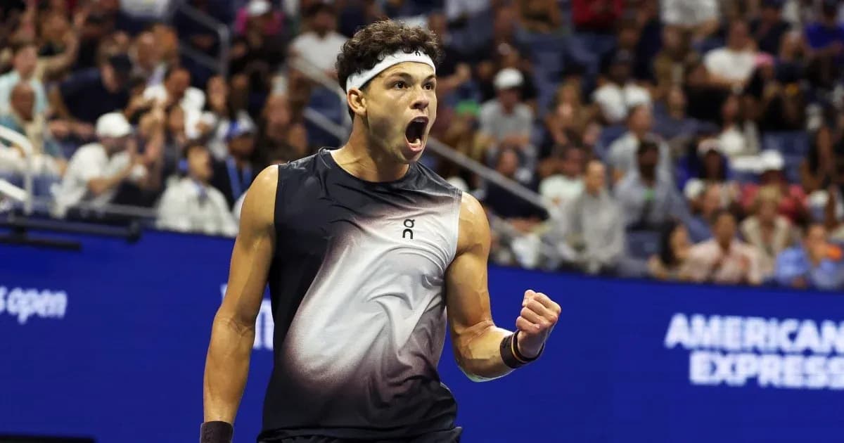 Joueur de tennis célébrant une victoire au US Open