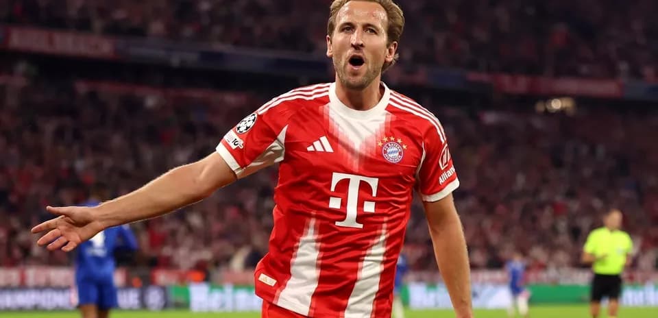 Joueur de Bayern Munich célébrant un but au stade