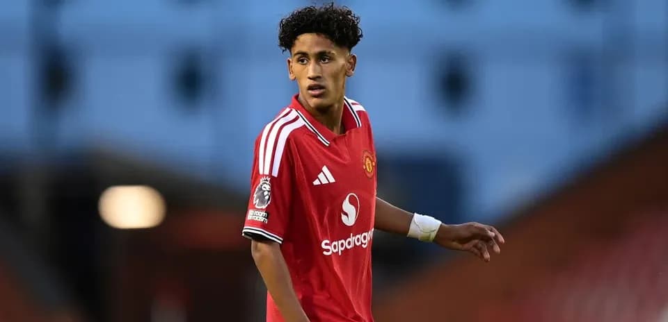 Joueur de Manchester United en action sur le terrain