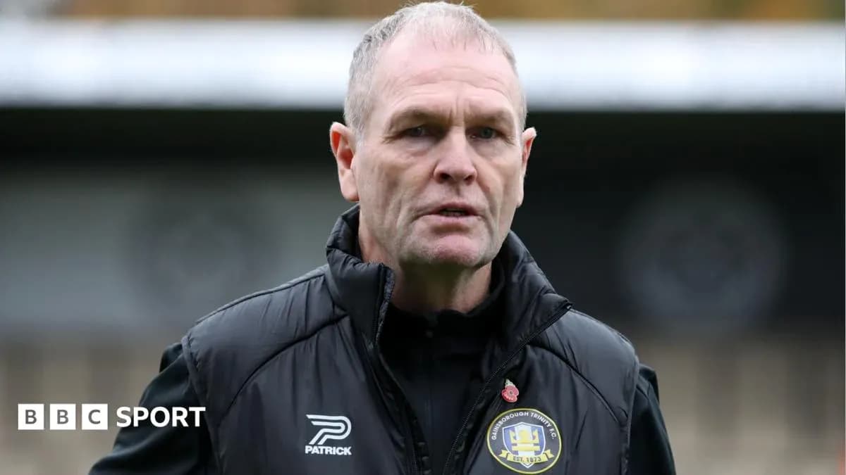 Entraîneur de Grimsby Town FC sur le terrain