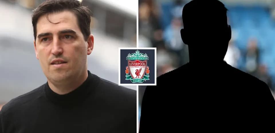 Homme en costume avec logo de Liverpool en arrière-plan