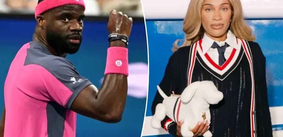 Joueur de tennis célébrant et mannequin posant