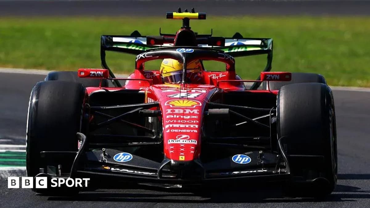 Voiture de Formule 1 Ferrari sur la piste