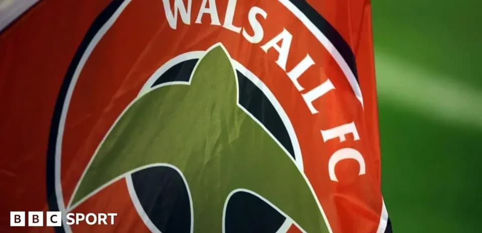 Drapeau de Walsall FC avec logo du club