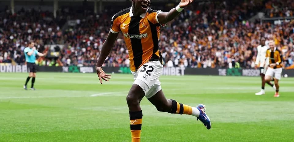 Joueur de Hull City célébrant un but