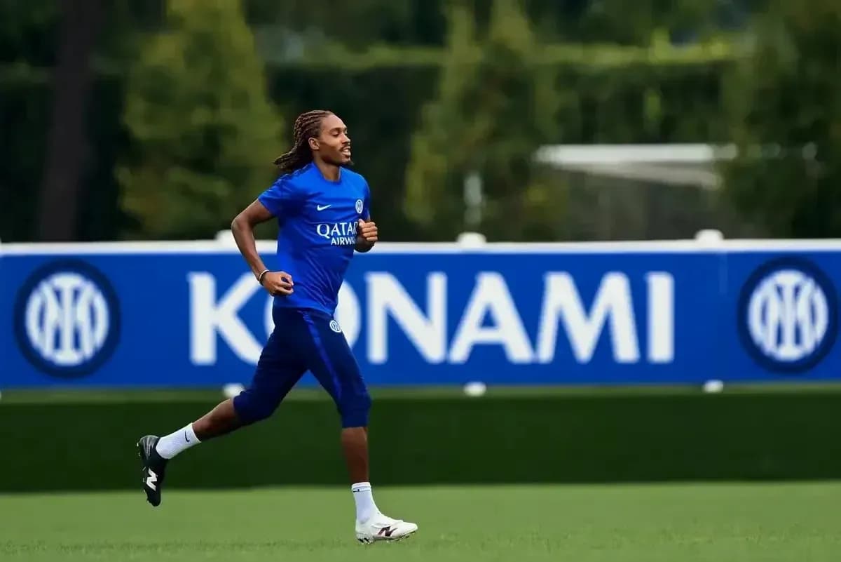 Joueur courant lors de l'entraînement sur le terrain