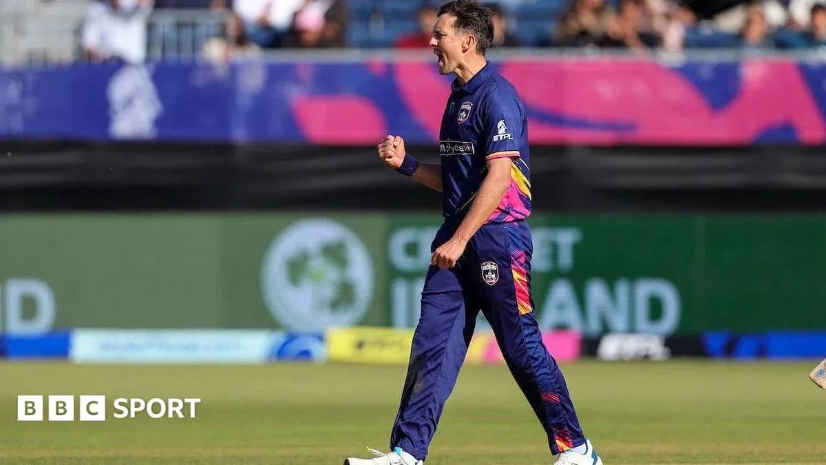 Joueur célébrant après avoir pris un wicket