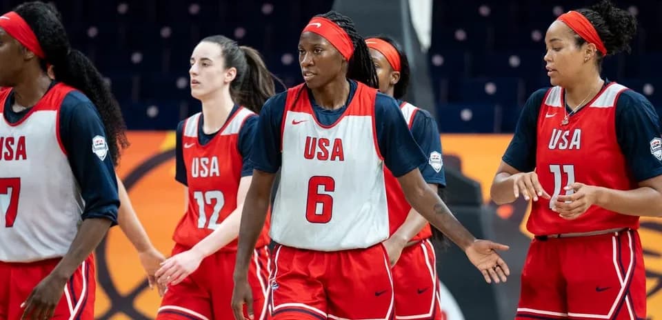 Équipe féminine de basketball USA en entraînement