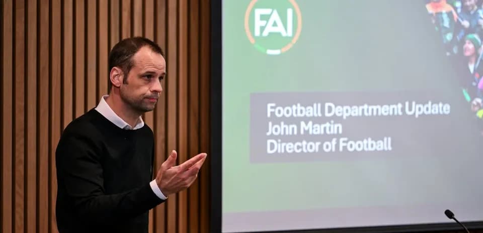 John Martin présente une mise à jour sur le football