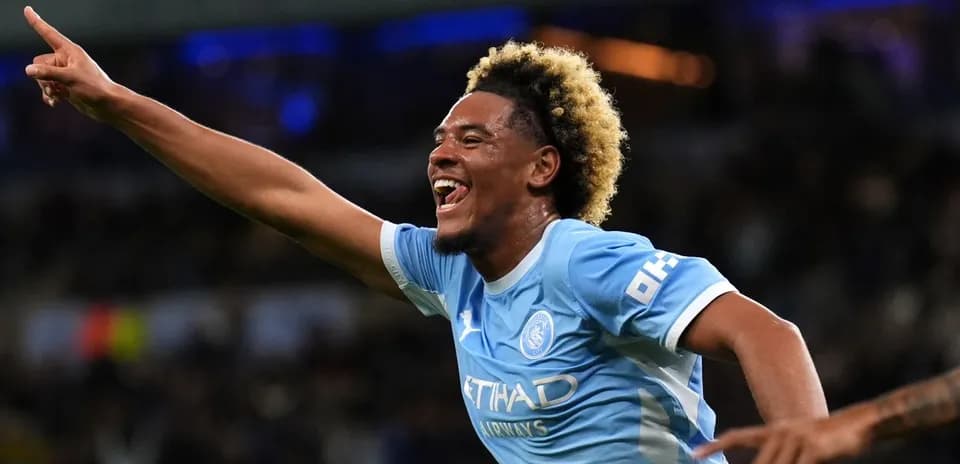 Joueur de Manchester City célébrant un but