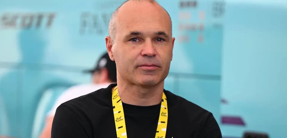 Person avec un badge lors d'un événement sportif