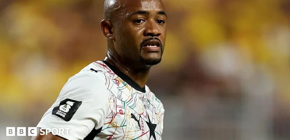 Joueur ghanéen en action sur le terrain