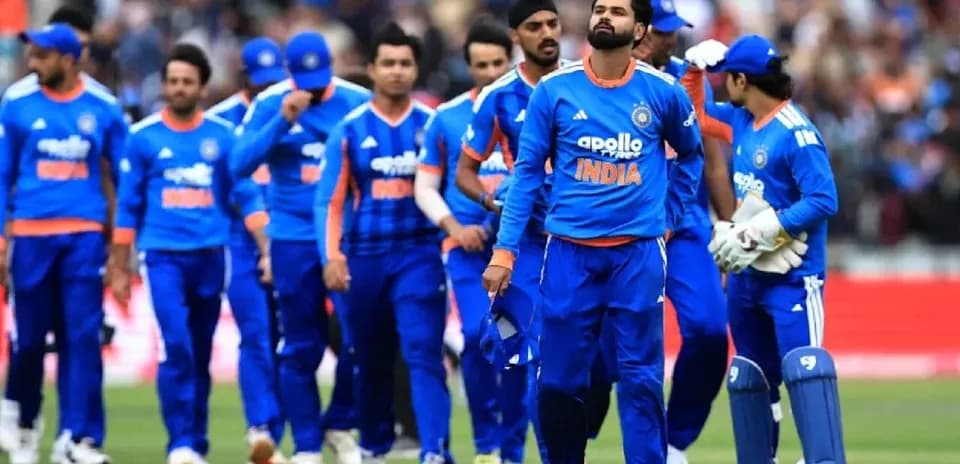 Équipe de cricket indienne entrant sur le terrain