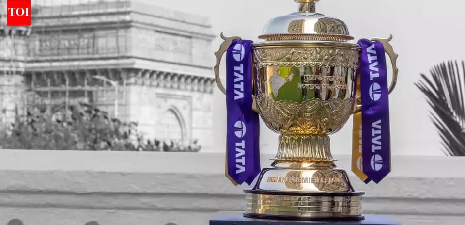 Trophée de la IPL avec la porte d'Inde en arrière-plan