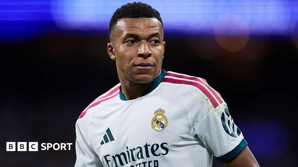 Joueur de football en maillot du Real Madrid