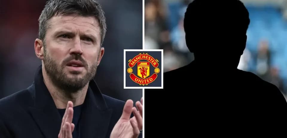 Entraîneur applaudissant avec logo Manchester United