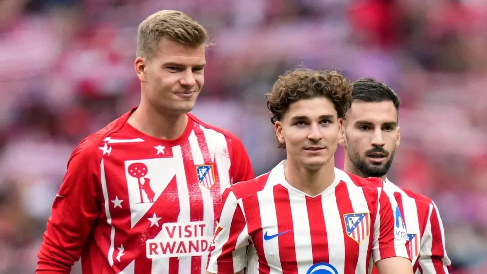 Trois joueurs d'Atlético de Madrid en tenue de match