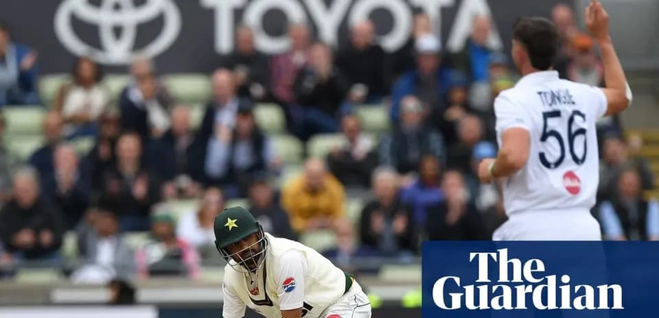 Batsman from Pakistan facing a bowler in match