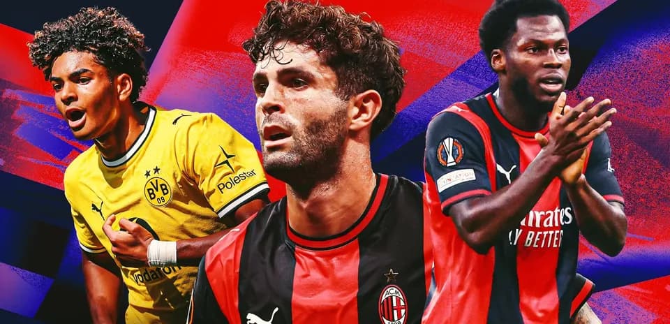 Trois joueurs en maillot de football sur fond coloré