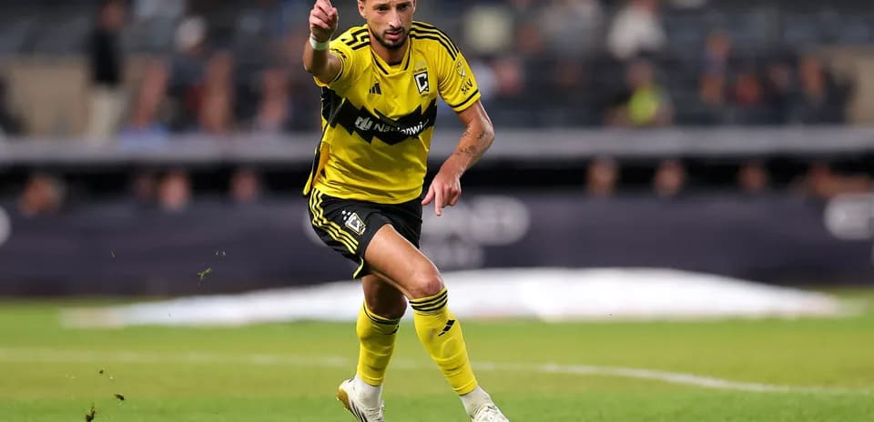 Joueur de Columbus Crew célébrant sur le terrain