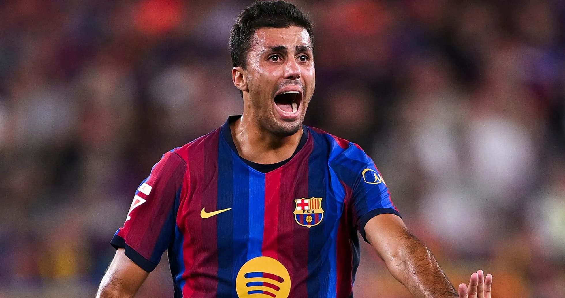 Joueur du FC Barcelone en action sur le terrain Joueur du FC Barcelone en action sur le terrain