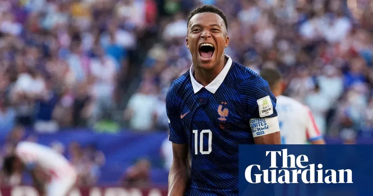 Joueur de l'équipe de France célébrant un but Joueur de l'équipe de France célébrant un but