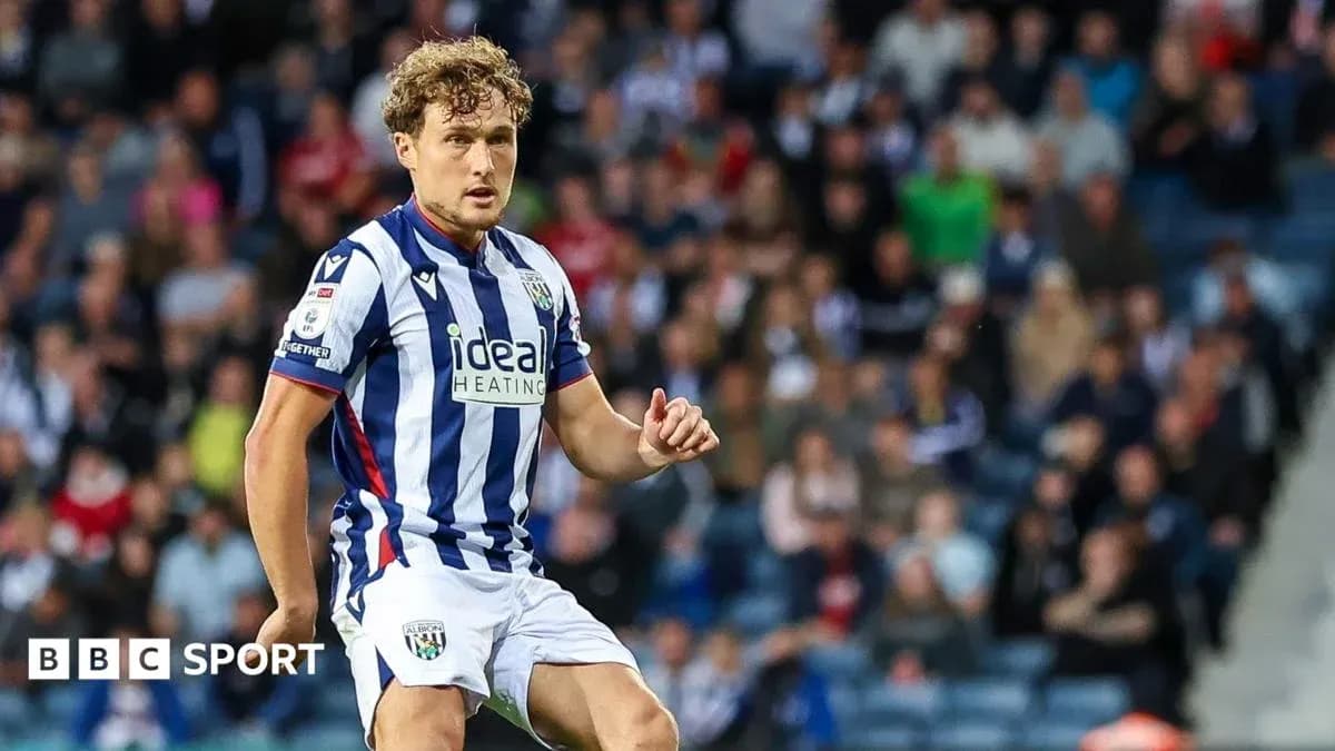 Joueur de West Bromwich Albion en action sur le terrain Joueur de West Bromwich Albion en action sur le terrain