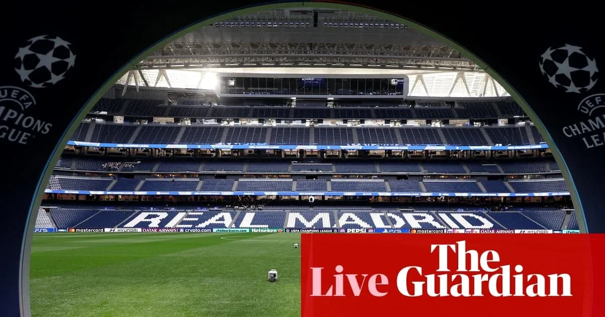 Vue du stade avec inscription REAL MADRID en avant-plan Vue du stade avec inscription REAL MADRID en avant-plan