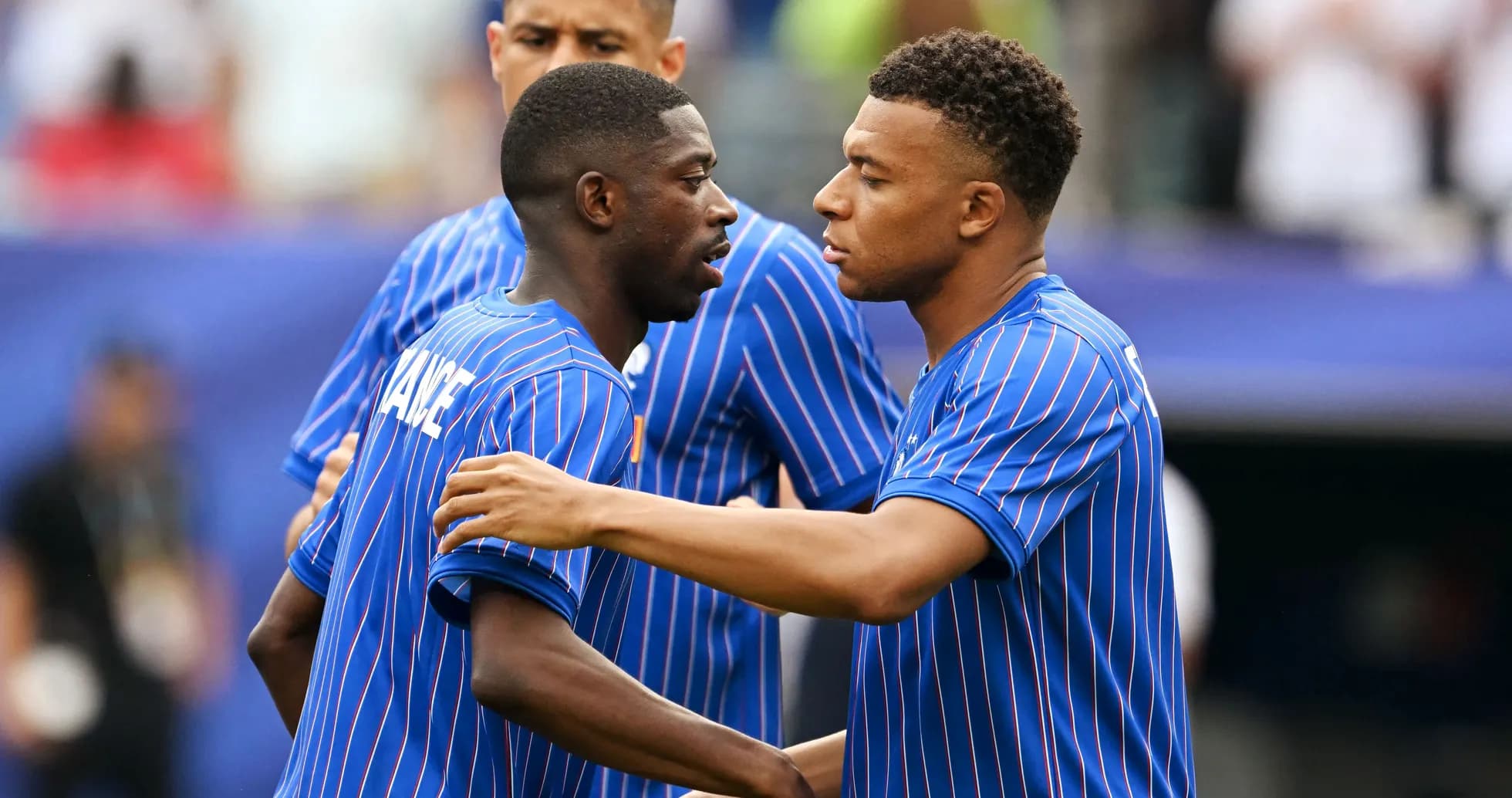 Joueurs français se préparant avant un match Joueurs français se préparant avant un match
