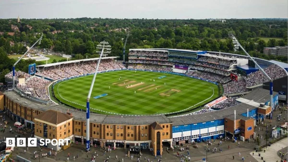 Vue aérienne d'un match de cricket au stade Vue aérienne d'un match de cricket au stade