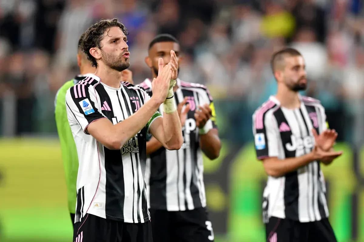 Joueurs de la Juventus applaudissant après un match Joueurs de la Juventus applaudissant après un match
