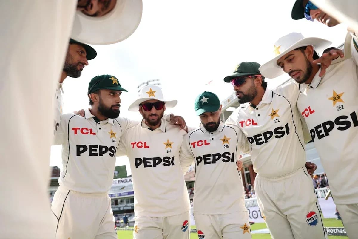Équipe du Pakistan en cercle avant le match Équipe du Pakistan en cercle avant le match