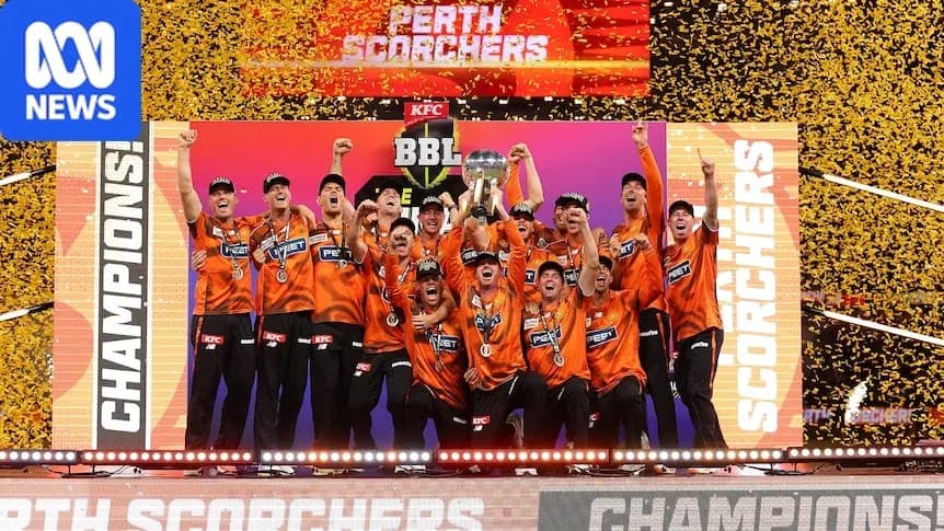Équipe de Perth Scorchers célébrant leur victoire Équipe de Perth Scorchers célébrant leur victoire