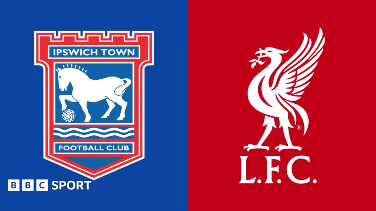 Logos d'Ipswich Town et Liverpool FC côte à côte Logos d'Ipswich Town et Liverpool FC côte à côte